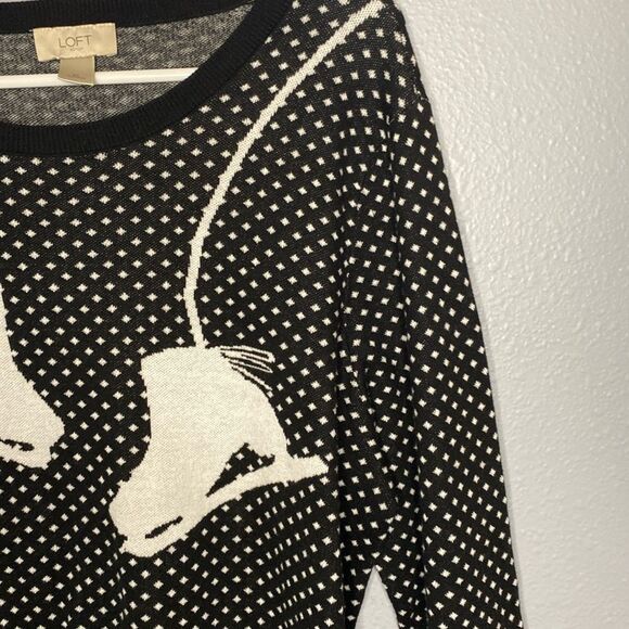 Loft Outlet Ice Skates Black and White Polka Dots Sweater Size XL - Picture 4 of 9